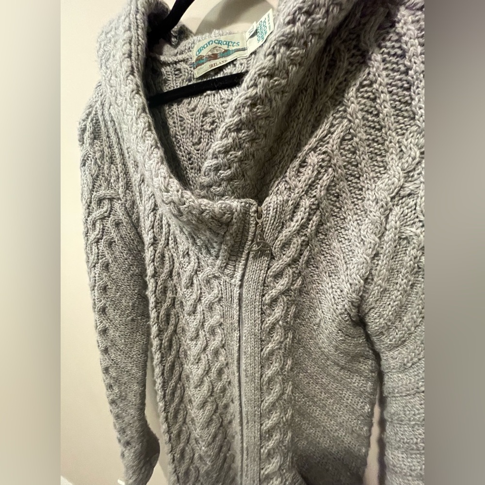 Aran Crafts % Wool Light Gray Cable Hooded Cardigan - Picture 7 of 14